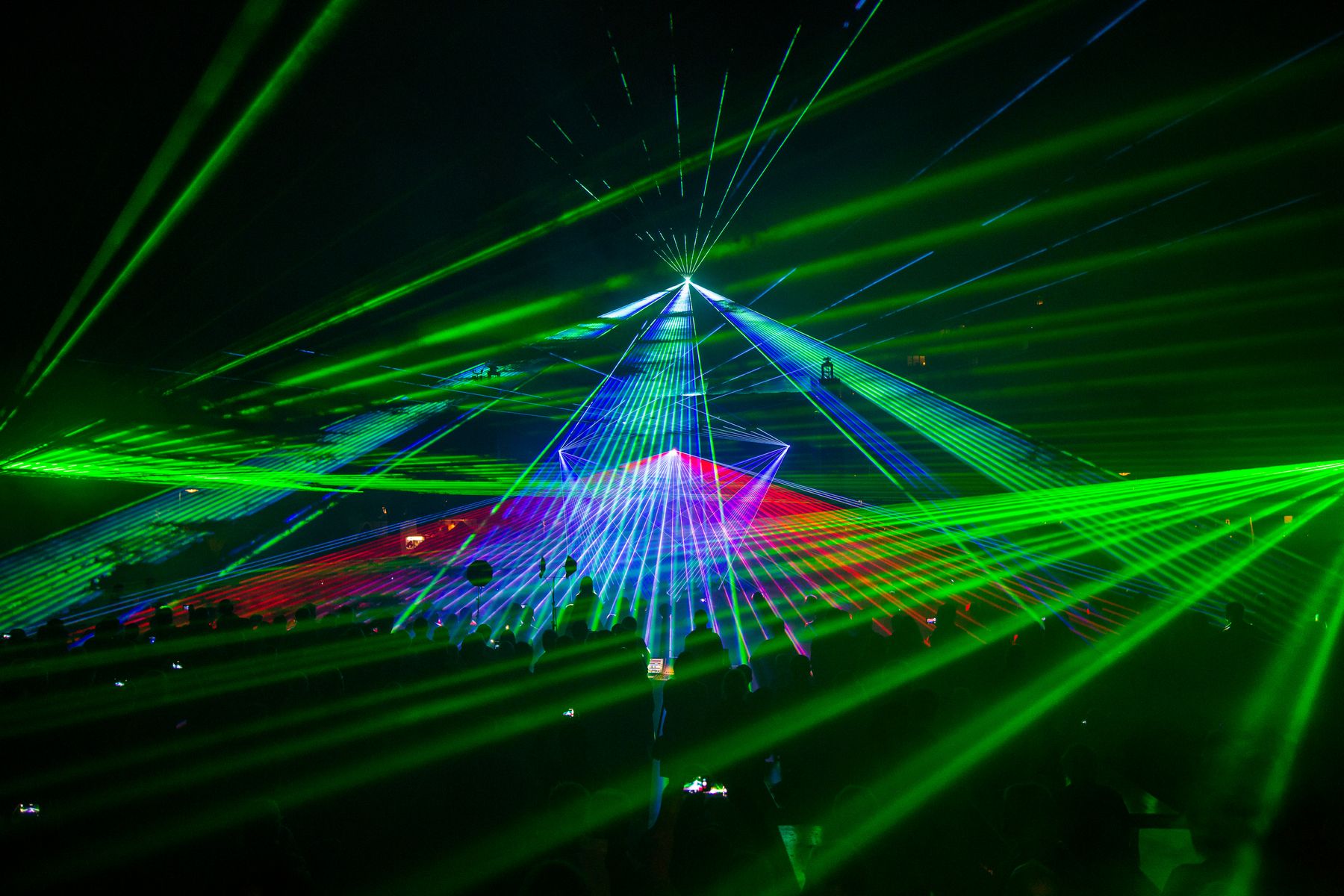 First slide backgriud fallback